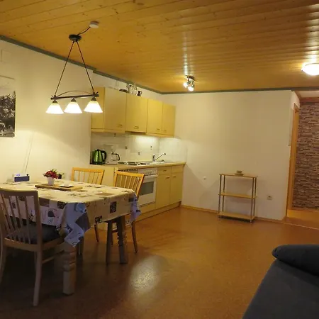 Gastehaus Wolf *